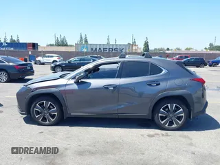 2022 Lexus UX 200 с VIN JTHX3JBH7N2055392, выставлен на аукционе IAAI как лот 42282895 с пробегом 46 776 миль миль и . История ставок и продаж доступна на DreamBid. Изображение 14.