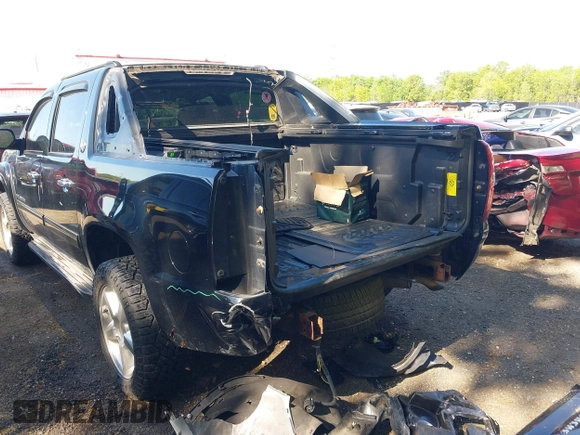 2013 Chevrolet Avalanche LS with VIN 3GNTKEE76DG197730, listed as a IAAI auction lot 42128989 with 105,722 mi miles and . Bid and sale history available at DreamBid. Image 6.