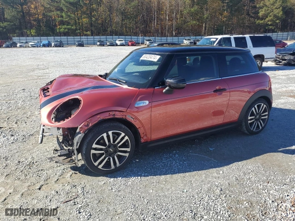 2021 MINI Hardtop 2 Door Cooper S with VIN WMWXR5C09M2N40211, listed as a Copart auction lot 80420474 with NaN miles and Salvage Title. Bid and sale history available at carsss.com. Image 1.