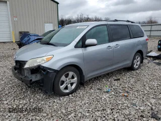 2014 Toyota Sienna LE AAS with VIN 5TDKK3DC2ES433932, listed as a Copart auction lot 43232555 with 232,674 mi miles and Salvage Title. Bid and sale history available at carsss.com. Image 1.