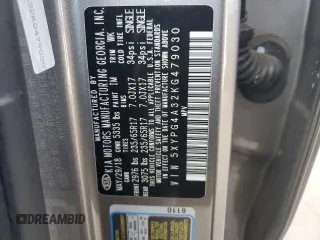 2019 Kia Sorento L z VIN 5XYPG4A32KG479030, wystawiony jako Copart lot #50903745 z przebiegiem 154 418 mil mil oraz Szkoda całkowita • Salvage title. Historia ofert i sprzedaży dostępna na DreamBid. Obrazek 12.
