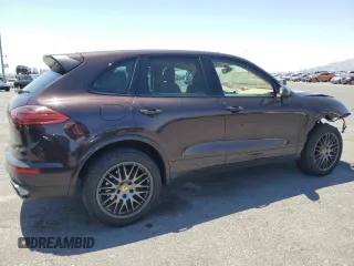 2017 Porsche Cayenne z VIN WP1AA2A27HKA82787, wystawiony jako Copart lot #57908165 z przebiegiem 47 031 mil mil oraz Szkoda całkowita • Salvage title. Historia ofert i sprzedaży dostępna na DreamBid. Obrazek 3.