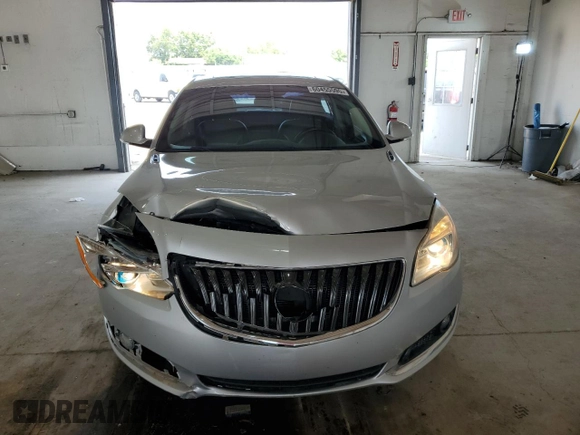 2015 Buick Regal Premium I z VIN 2G4GN5EX4F9292670, wystawiony jako Copart lot #60455595 z przebiegiem 158 330 mil mil oraz Szkoda całkowita • Salvage title. Historia ofert i sprzedaży dostępna na DreamBid. Obrazek 5.