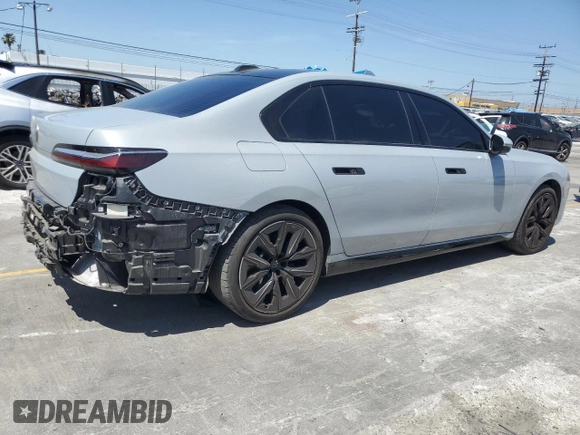 2023 BMW 7 Series 740i with VIN WBA23EH05PCM61539, listed as a Copart auction lot 58013225 with 16,242 mi miles and Salvage title. Bid and sale history available at DreamBid. Image 3.