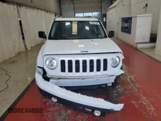 2013 Jeep Patriot Limited z VIN 1C4NJRCB5DD222830, wystawiony jako Copart lot #53867265 z przebiegiem 214 152 mil mil oraz Szkoda całkowita • Salvage title. Historia ofert i sprzedaży dostępna na DreamBid. Obrazek 5.