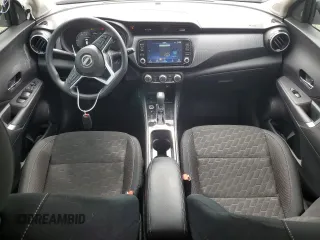 2024 Nissan Kicks SV z VIN 3N1CP5CV9RL495797, wystawiony jako Copart lot #55929895 z przebiegiem 21 688 mil mil oraz Szkoda całkowita • Salvage title. Historia ofert i sprzedaży dostępna na DreamBid. Obrazek 8.