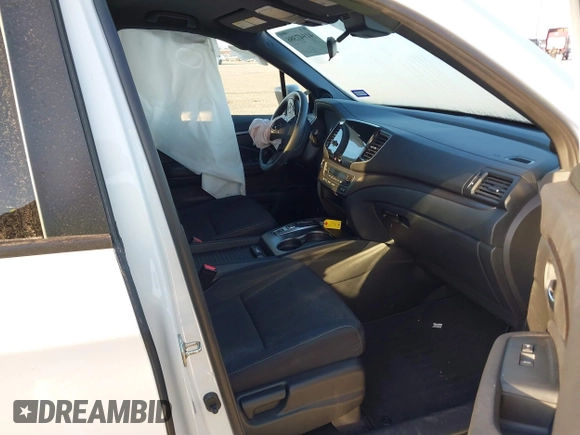 2021 Honda Passport Sport with VIN 5FNYF7H28MB000285, listed as a IAAI auction lot 41947386 with 25,496 mi miles and . Bid and sale history available at DreamBid. Image 5.