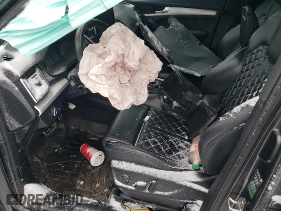 2018 Audi SQ5 Premium Plus with VIN WA1A4AFY1J2026957, listed as a Copart auction lot 44124315 with Not Provided miles and Salvage Title. Bid and sale history available at DreamBid. Image 7.