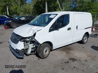 2015 Chevrolet City Express Cargo LS z VIN 3N63M0YN6FK699568, wystawiony jako IAAI lot #41856848 z przebiegiem 69 231 mil mil oraz . Historia ofert i sprzedaży dostępna na DreamBid. Obrazek 18.
