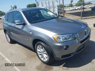 2014 BMW X3 xDrive28i z VIN 5UXWX9C52E0D14954, wystawiony jako IAAI lot #42361678 z przebiegiem 60 260 mil mil oraz . Historia ofert i sprzedaży dostępna na DreamBid. Obrazek 1.
