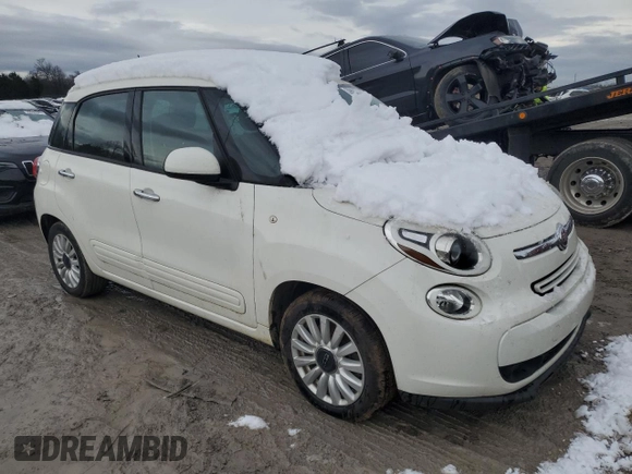 2014 FIAT 500L Easy with VIN ZFBCFABH9EZ017566, listed as a Copart auction lot 39658774 with 105,903 mi miles and Clean Title. Bid and sale history available at carsss.com. Image 4.