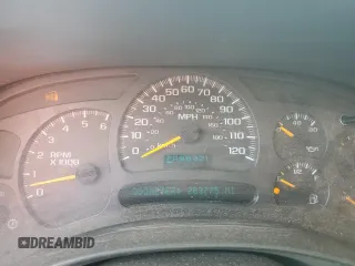 2003 Chevrolet Silverado 1500HD LS z VIN 1GCGC13U73F121877, wystawiony jako Copart lot #59104175 z przebiegiem 283 775 mil mil oraz Czysty tytuł • Clean title. Historia ofert i sprzedaży dostępna na DreamBid. Obrazek 9.