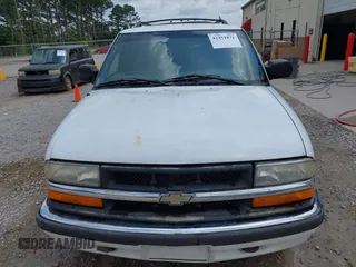 2001 Chevrolet Blazer LT z VIN 1GNDT13W712201180, wystawiony jako IAAI lot #42451872 z przebiegiem 88 433 mil mil oraz . Historia ofert i sprzedaży dostępna na DreamBid. Obrazek 6.
