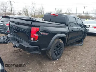 2023 Chevrolet Colorado 4WD Trail Boss with VIN 1GCPTEEK6P1253972, listed as a IAAI auction lot 41864105 with 19,238 mi miles. Bid and sale history available at carsss.com. Image 4.