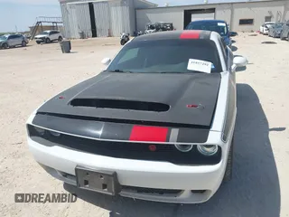 2019 Dodge Challenger R/T Scat Pack Widebody z VIN 2C3CDZFJ1KH546489, wystawiony jako IAAI lot #41857292 z przebiegiem 61 055 mil mil oraz . Historia ofert i sprzedaży dostępna na DreamBid. Obrazek 11.