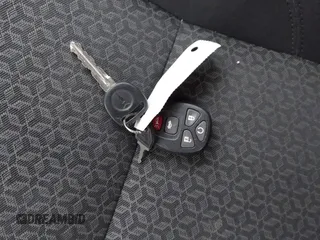 2009 Pontiac G6 1SA z VIN 1G2ZG57N294224673, wystawiony jako IAAI lot #41726879 z przebiegiem 104 205 mil mil oraz . Historia ofert i sprzedaży dostępna na DreamBid. Obrazek 11.