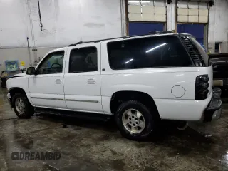 2001 Chevrolet Suburban LS with VIN 1GNFK16T71J274858, listed as a Copart auction lot 41432605 with 215,844 mi miles and Salvage Title. Bid and sale history available at carsss.com. Image 2.