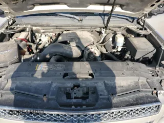 2008 Chevrolet Avalanche LT w/3LT with VIN 3GNFK12398G284843, listed as a Copart auction lot 83497794 with 191,627 mi miles and Salvage Title. Bid and sale history available at carsss.com. Image 11.