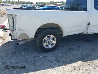 2017 Ford F-250 XLT with VIN 1FT7X2A65HEC84281, listed as a IAAI auction lot 41807451 with 50,208 mi miles and . Bid and sale history available at DreamBid. Image 6.