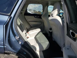 2023 Volvo XC60 Ultimate Dark Theme z VIN YV4L12RX3P1204962, wystawiony jako Copart lot #41122214 z przebiegiem 13 002 mil mil oraz . Historia ofert i sprzedaży dostępna na DreamBid. Obrazek 11.