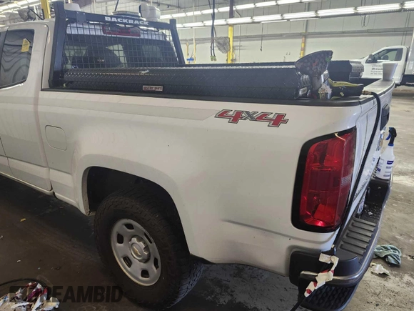 2018 Chevrolet Colorado 4WD Work Truck with VIN 1GCHTBEN7J1252687, listed as a IAAI auction lot 42802221 with 102,143 mi miles and . Bid and sale history available at DreamBid. Image 5.