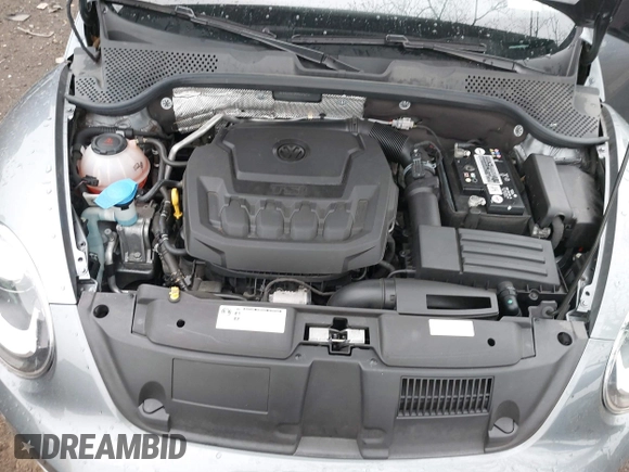 2019 Volkswagen Beetle S with VIN 3VW5DAAT6KM505210, listed as a IAAI auction lot 42084818 with 24 mi miles and . Bid and sale history available at DreamBid. Image 10.