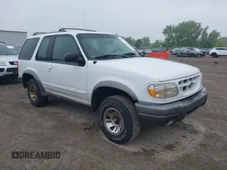 1999 Ford Explorer z VIN 1FMYU22E2XUB39640, wystawiony jako IAAI lot #42367590 z przebiegiem 252 434 mil mil oraz . Historia ofert i sprzedaży dostępna na DreamBid. Obrazek 1.