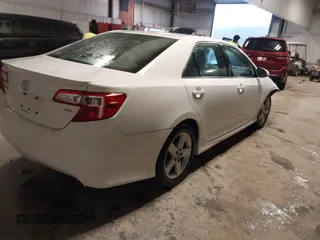 2012 Toyota Camry L with VIN 4T1BF1FK3CU128179, listed as a IAAI auction lot 41720874 with 114,387 mi miles. Bid and sale history available at carsss.com. Image 4.