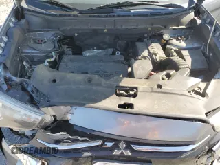 2018 Mitsubishi Outlander SEL z VIN JA4AP4AW1JU001625, wystawiony jako Copart lot #53531915 z przebiegiem 227 043 mil mil oraz Szkoda całkowita • Salvage title. Historia ofert i sprzedaży dostępna na DreamBid. Obrazek 12.