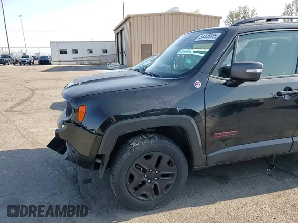 2018 Jeep Renegade Trailhawk with VIN ZACCJBCB8JPH42239, listed as a Copart auction lot 53448085 with 21,221 mi miles and Salvage Title. Bid and sale history available at carsss.com. Image 14.