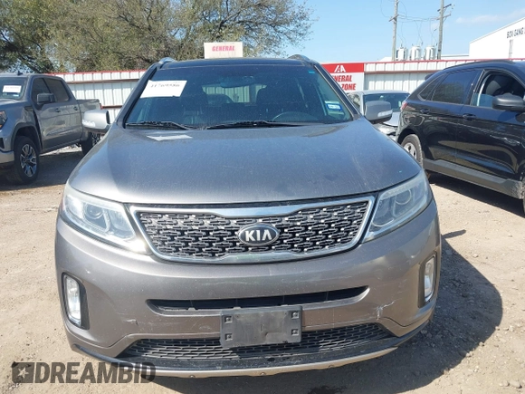 2014 Kia Sorento SX Limited with VIN 5XYKW4A75EG517578, listed as a IAAI auction lot 41769586 with 183,583 mi miles. Bid and sale history available at carsss.com. Image 12.