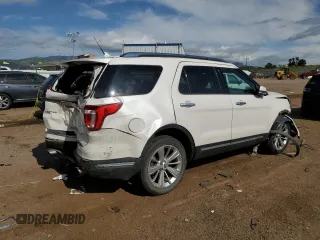 2019 Ford Explorer Limited with VIN 1FM5K8F89KGB48844, listed as a Copart auction lot 61423955 with 161,762 mi miles and Salvage title. Bid and sale history available at DreamBid. Image 3.