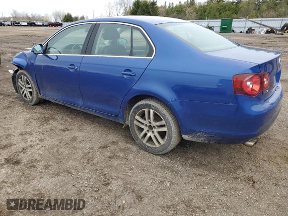2008 Volkswagen Jetta z VIN 3VWRJ31K68M067231, wystawiony jako Copart lot #53196704 z przebiegiem 161 525 mil mil oraz Szkoda całkowita • Salvage title. Historia ofert i sprzedaży dostępna na DreamBid. Obrazek 2.