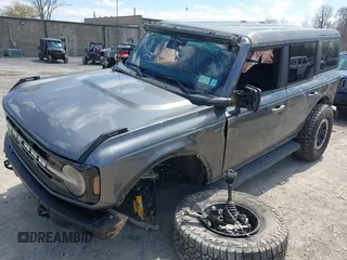 2022 Ford Bronco with VIN 1FMEE5DP3NLB03118, listed as a IAAI auction lot 42096181 with 62,685 mi miles and . Bid and sale history available at DreamBid. Image 17.