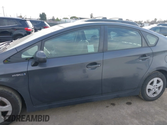 2011 Toyota Prius I with VIN JTDKN3DU2B1386328, listed as a IAAI auction lot 41598572 with 229,231 mi miles. Bid and sale history available at carsss.com. Image 14.