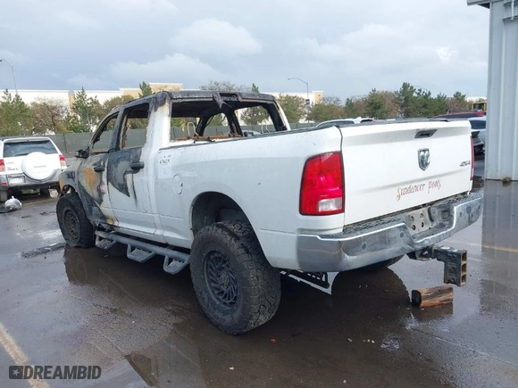 2018 Ram 2500 Tradesman with VIN 3C6UR5CL5JG310000, listed as a IAAI auction lot 41704291 with 1 mi miles. Bid and sale history available at carsss.com. Image 3.