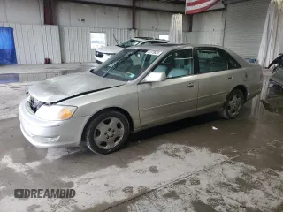 2003 Toyota Avalon XL z VIN 4T1BF28BX3U296081, wystawiony jako Copart lot #61379825 z przebiegiem 246 903 mil mil oraz Szkoda całkowita • Salvage title. Historia ofert i sprzedaży dostępna na DreamBid. Obrazek 1.