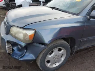 2006 Toyota Highlander w/3rd Row with VIN JTEDP21A860124831, listed as a IAAI auction lot 41670734 with 266,964 mi miles. Bid and sale history available at carsss.com. Image 6.