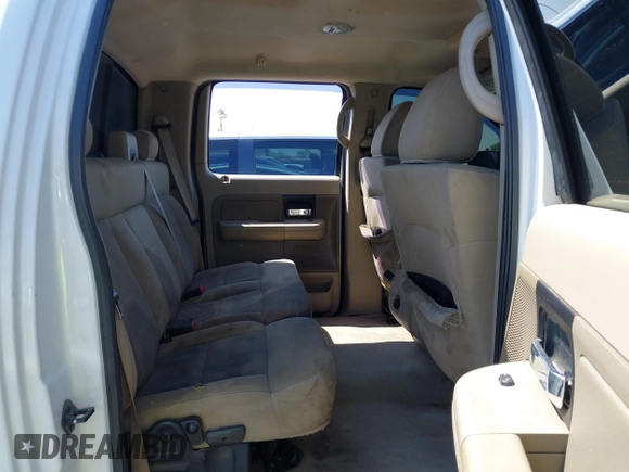 2005 Ford F-150 XLT with VIN 1FTPW14555FB63773, listed as a IAAI auction lot 42004420 with 255,071 mi miles. Bid and sale history available at carsss.com. Image 8.