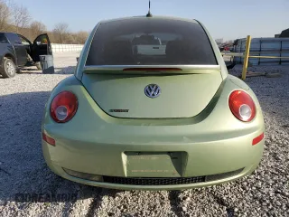 2009 Volkswagen New Beetle Coupe S with VIN 3VWRW31C89M509955, listed as a Copart auction lot 48337995 with 179,101 mi miles and Clean Title. Bid and sale history available at carsss.com. Image 6.