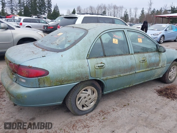 1998 Ford Escort SE z VIN 1FAFP13P5WW267120, wystawiony jako IAAI lot #41817184 z przebiegiem 167 299 mil mil oraz . Historia ofert i sprzedaży dostępna na DreamBid. Obrazek 6.