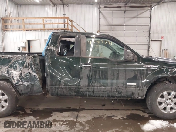 2014 Ford F-150 XL with VIN 1FTFX1ET8EKE32412, listed as a IAAI auction lot 41557331 with 128,744 mi miles. Bid and sale history available at carsss.com. Image 14.