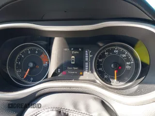 2018 Jeep Cherokee Latitude Plus с VIN 1C4PJMLX5JD500693, выставлен на аукционе IAAI как лот 42615630 с пробегом 113 449 миль миль и . История ставок и продаж доступна на DreamBid. Изображение 7.