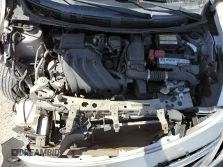 2015 Nissan Versa SV z VIN 3N1CN7AP4FL835049, wystawiony jako Copart lot #56591975 z przebiegiem 153 724 mil mil oraz Szkoda całkowita • Salvage title. Historia ofert i sprzedaży dostępna na DreamBid. Obrazek 11.