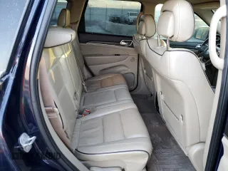 2017 Jeep Grand Cherokee Overland with VIN 1C4RJFCT0HC952052, listed as a Copart auction lot 85064124 with 184,206 mi miles and Salvage Title. Bid and sale history available at carsss.com. Image 11.