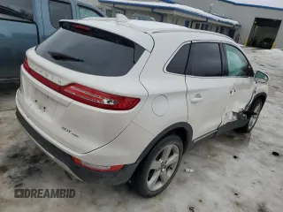 2017 Lincoln MKC Premiere z VIN 5LMCJ1D95HUL32196, wystawiony jako Copart lot #45160455 z przebiegiem 131 285 mil mil oraz Szkoda całkowita • Salvage title. Historia ofert i sprzedaży dostępna na DreamBid. Obrazek 3.