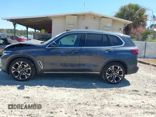 2022 BMW X5 sDrive40i with VIN 5UXCR4C05N9L37464, listed as a IAAI auction lot 41891016 with 43,793 mi miles and . Bid and sale history available at DreamBid. Image 14.