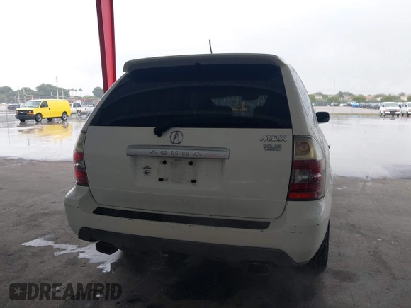 2004 Acura MDX with VIN 2HNYD18274H535096, listed as a IAAI auction lot 41365199 with 231,438 mi miles. Bid and sale history available at carsss.com. Image 15.