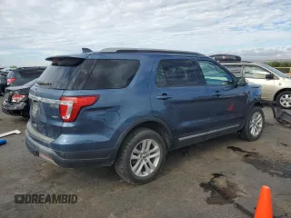 2019 Ford Explorer XLT z VIN 1FM5K8D8XKGA08921, wystawiony jako Copart lot #61784075 z przebiegiem 113 954 mil mil oraz Szkoda całkowita • Salvage title. Historia ofert i sprzedaży dostępna na DreamBid. Obrazek 3.