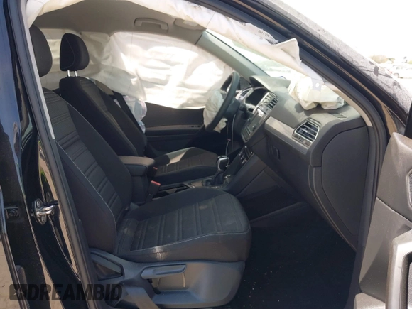2022 Volkswagen Tiguan S with VIN 3VV1B7AX5NM030779, listed as a IAAI auction lot 41877605 with 39,261 mi miles and . Bid and sale history available at DreamBid. Image 5.